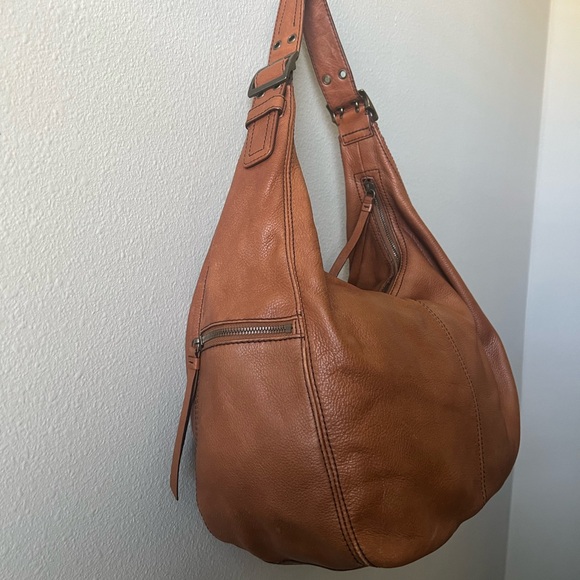 Banana Republic Brown Hobo Bag with Rich Leather - Picture 5 of 12